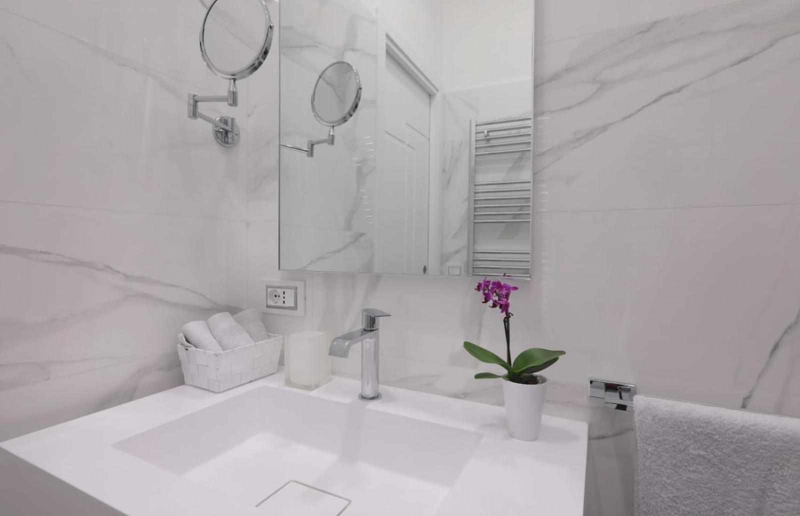 La Roma Di Cecilia Apartment Bagian luar foto